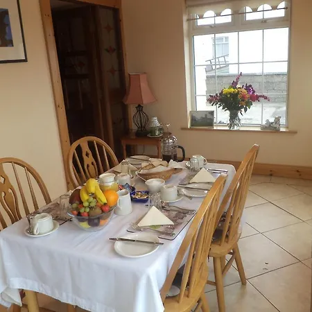 Monastery View Bed and breakfast Bunacurry