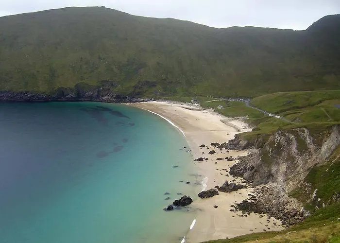 ベッド・アンド・ブレックファスト Monastery View Bunacurry