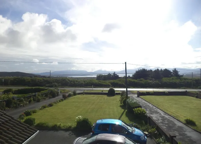 ベッド・アンド・ブレックファスト Monastery View 4*