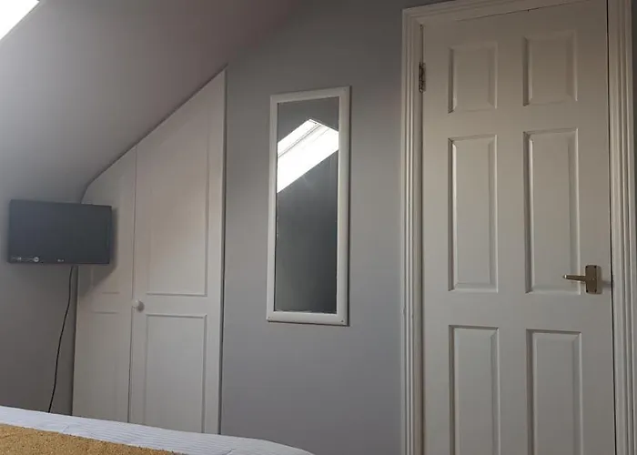 ベッド・アンド・ブレックファスト Monastery View Bunacurry